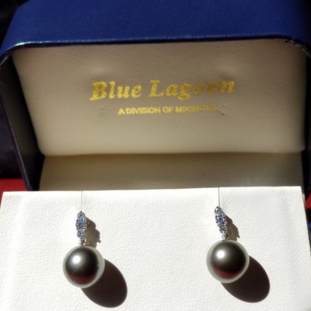 Blue Lagoon by MIKIMOTO Pearl and Diamond Earings